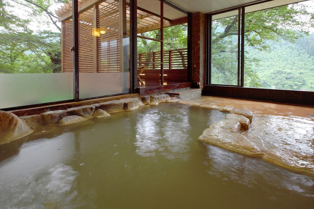 Sanrakuen Hotel Tonami Exterior photo
